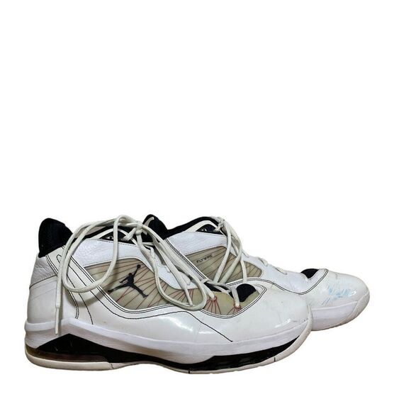 Nike Jordan Melo M8 White/Black Flywire Midtop 469786-107 Men's Sz 13 - Picture 1 of 6